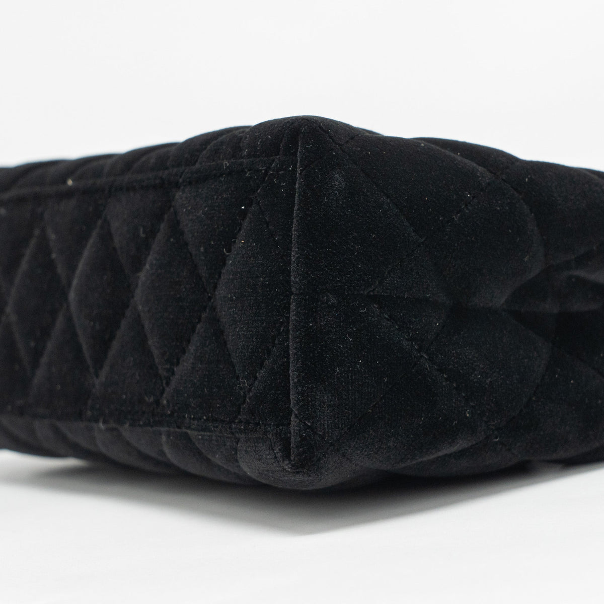 chanel-mini-kelly-shopping-tote-bag-velvet-black-ghwmicrochip