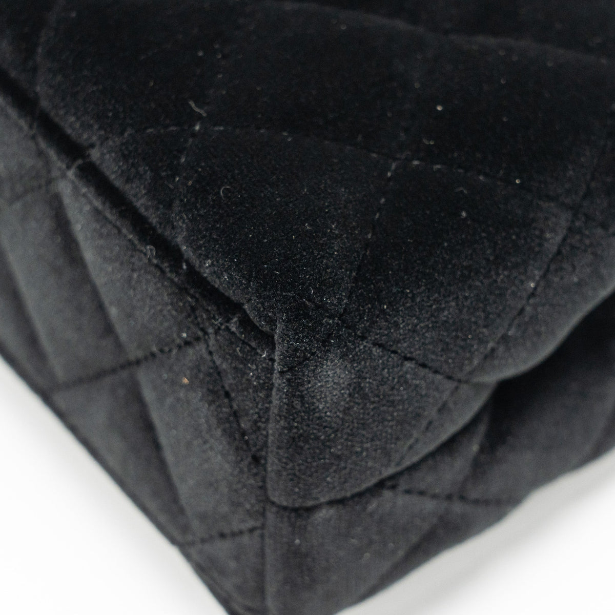 chanel-mini-kelly-shopping-tote-bag-velvet-black-ghwmicrochip