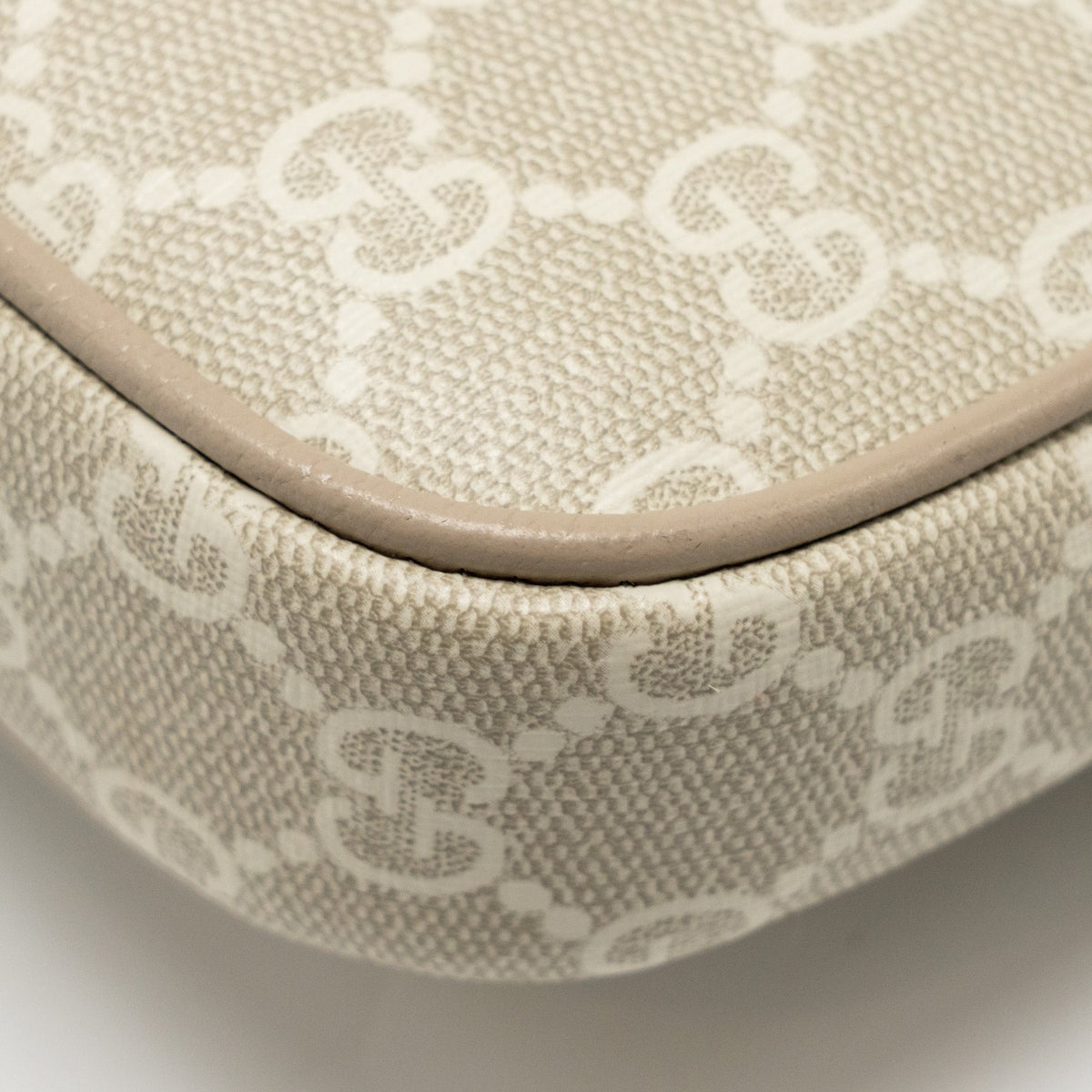 gucci-ophidia-mini-bag-gg-supreme-canvas-beige-oatmeal-ghw