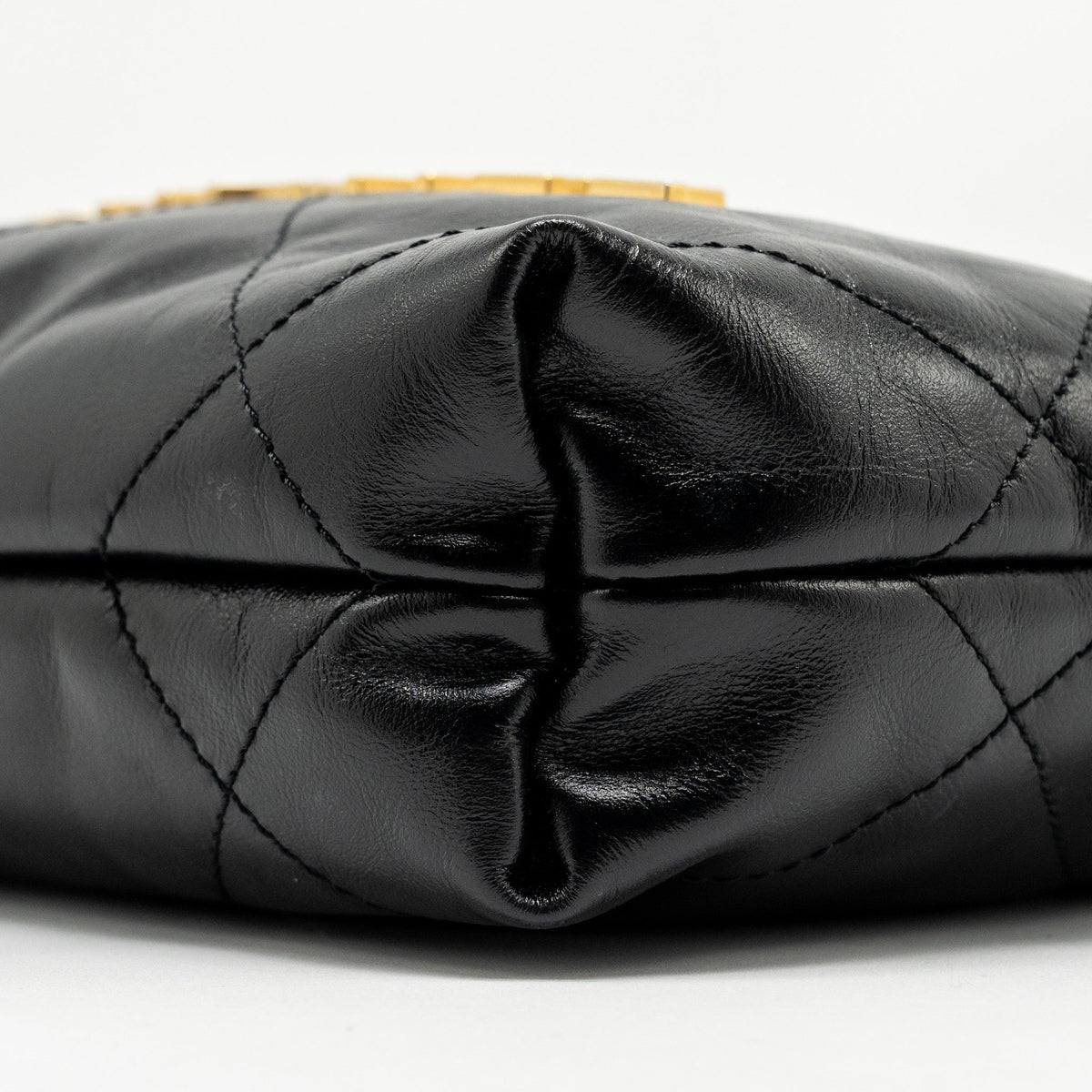 chanel-23k-mini-22-bag-shiny-calfskin-black-ghw-microchip