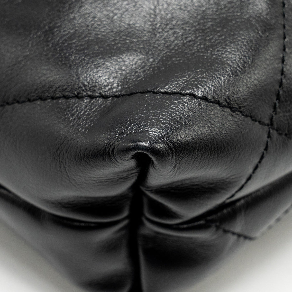 chanel-23k-mini-22-bag-shiny-calfskin-black-ghw-microchip