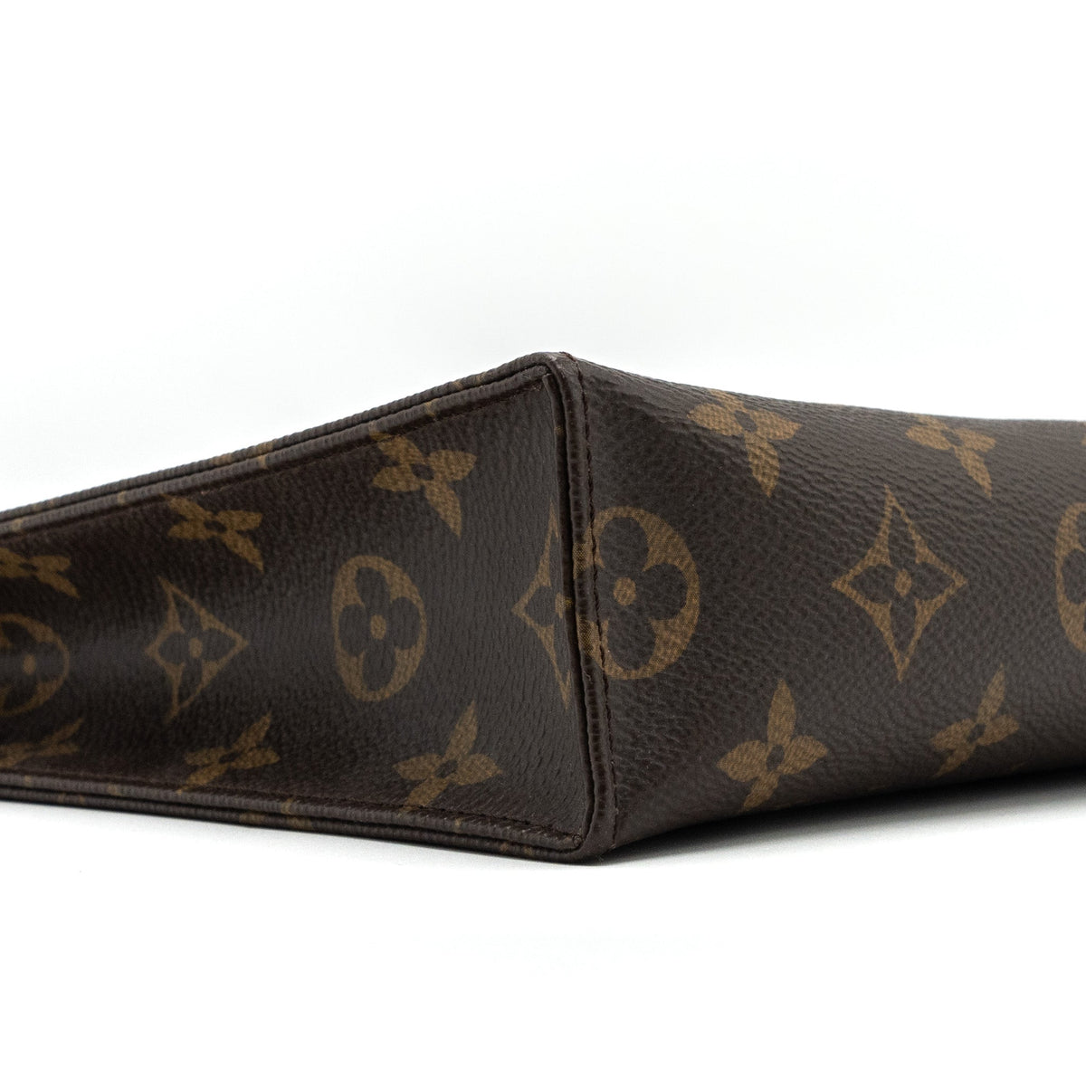 louis-vuitton-toiletry-pochette-26-monogram-canvas-ghw-9