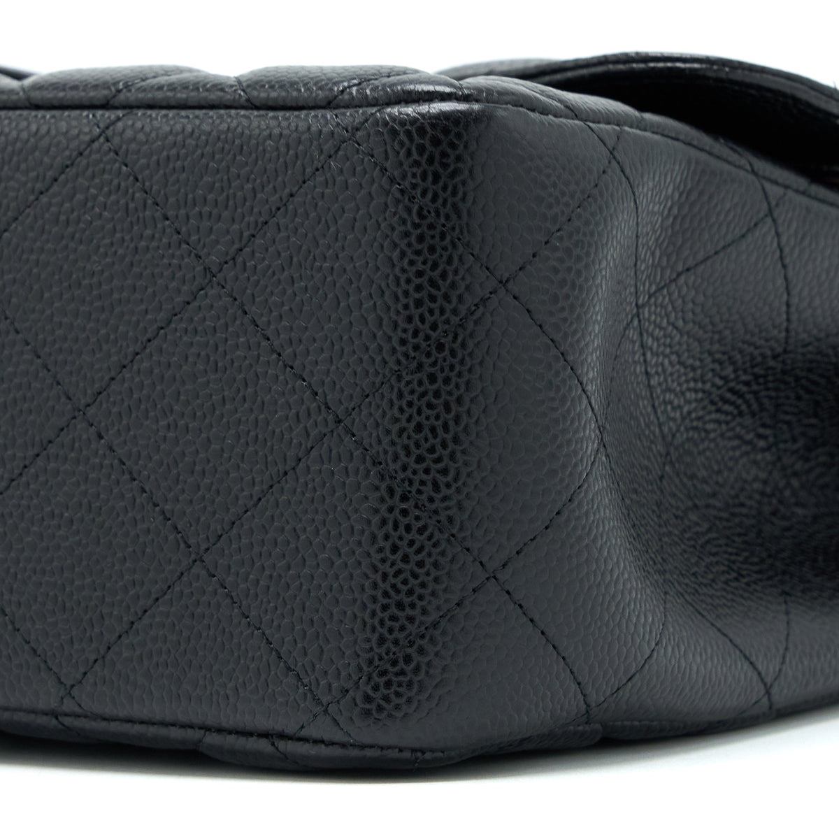 chanel-jumbo-classic-double-flap-bag-caviar-black-ghw-4