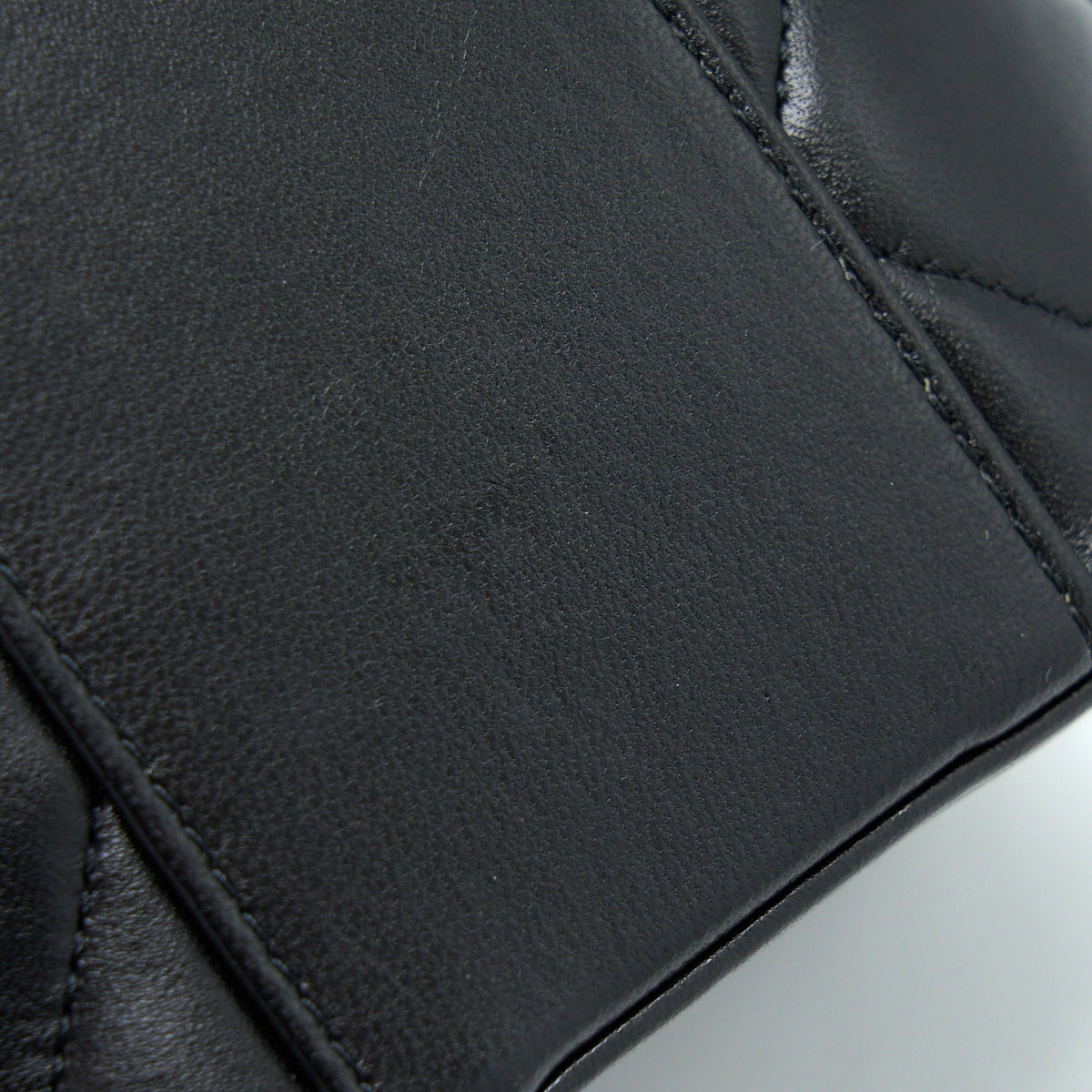 chanel-trendy-vanity-case-lambskin-black-lghw-microchip