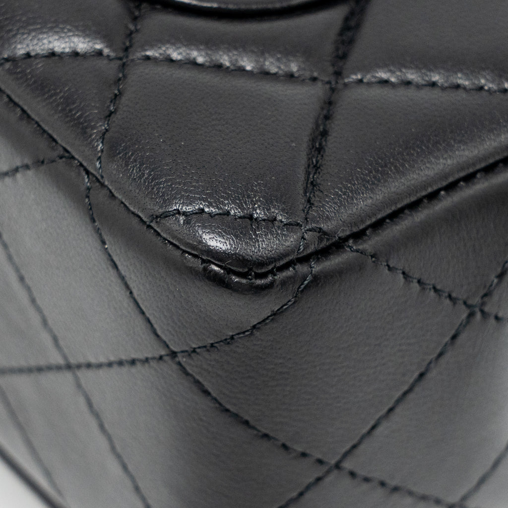 chanel-mini-rectangular-flap-bag-lambskin-black-lghwmicrochip-2