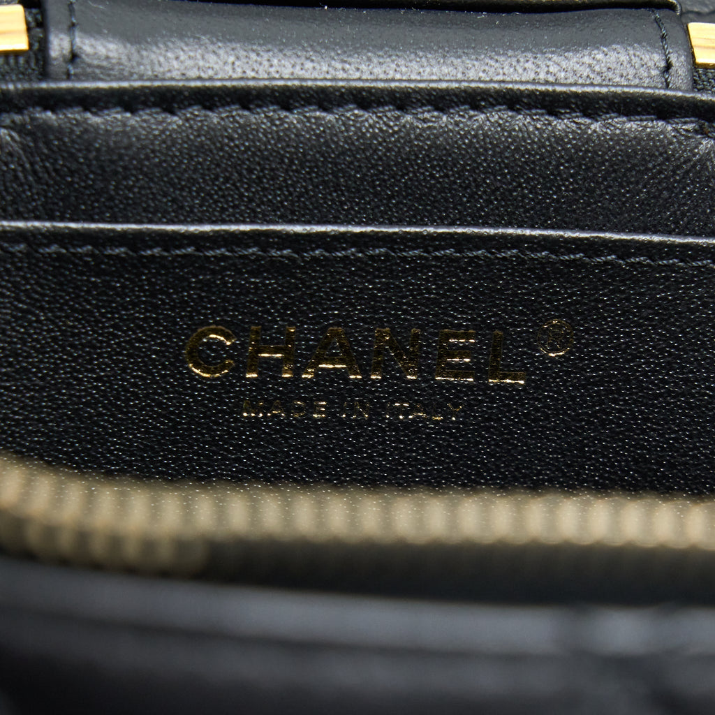 chanel-trendy-vanity-case-lambskin-black-lghw-microchip