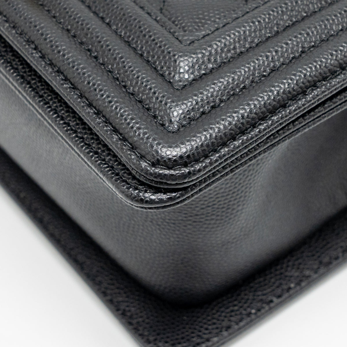 chanel-small-boy-bag-caviar-black-ghw-5