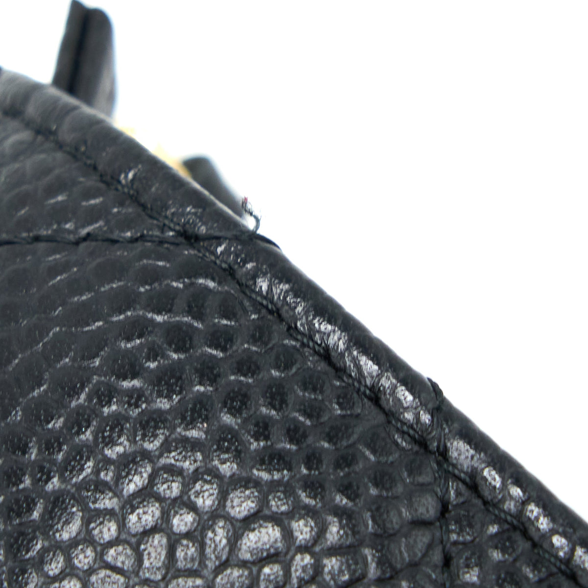 chanel-classic-wallet-on-chain-caviar-black-ghw-11