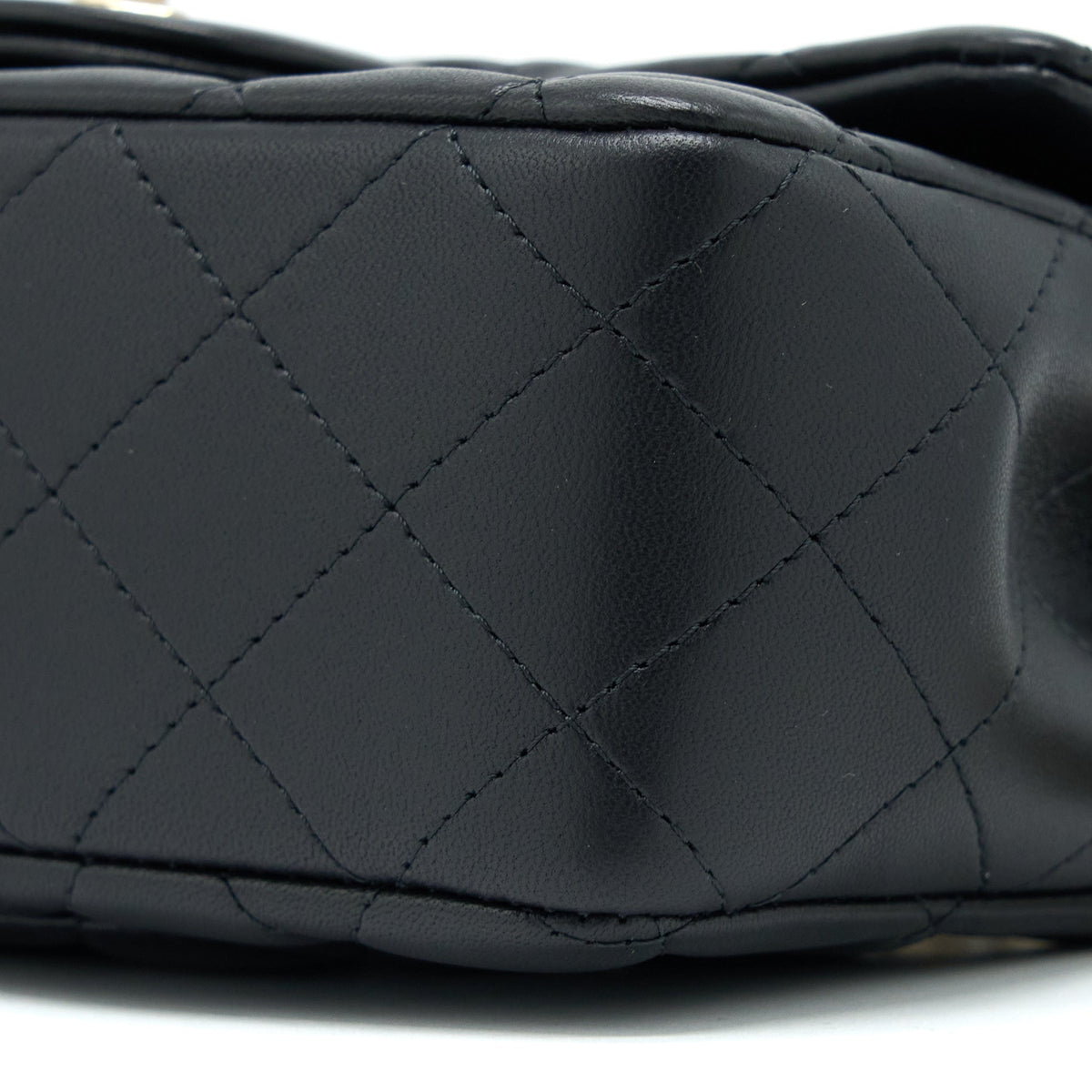 chanel-top-handle-mini-rectangular-flap-bag-lambskin-black-lghw-microchip-3