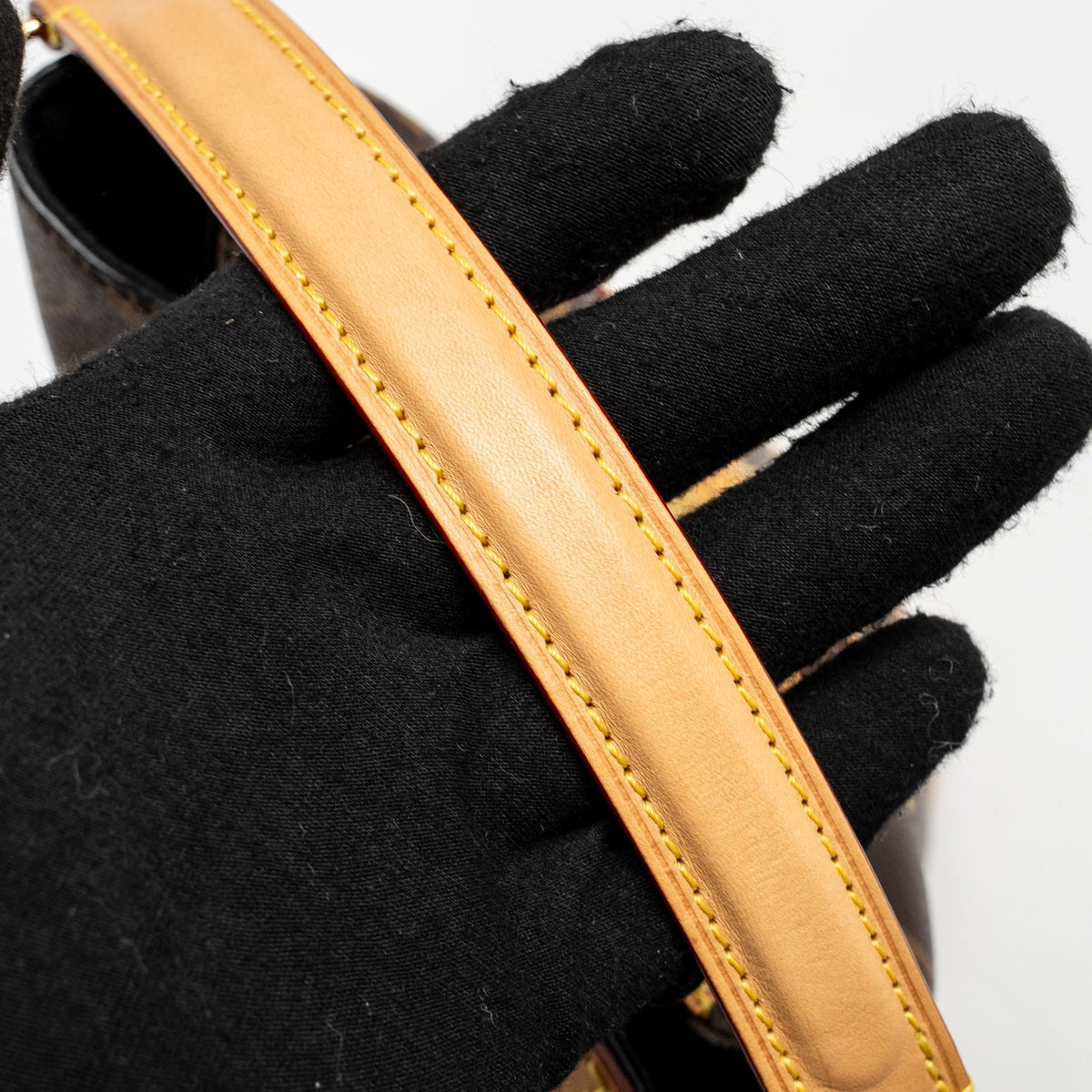 louis-vuitton-duffle-bag-monogram-canvas-ghw-4