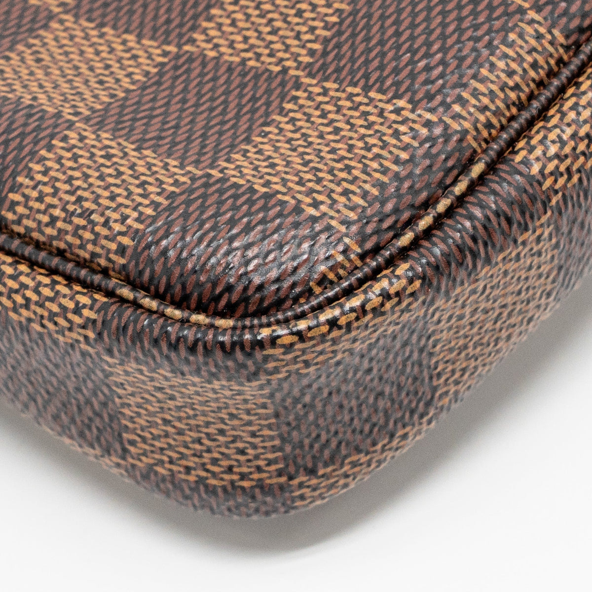 louis-vuitton-mini-pochette-accessories-damier-ebene-canvas-ghw-4