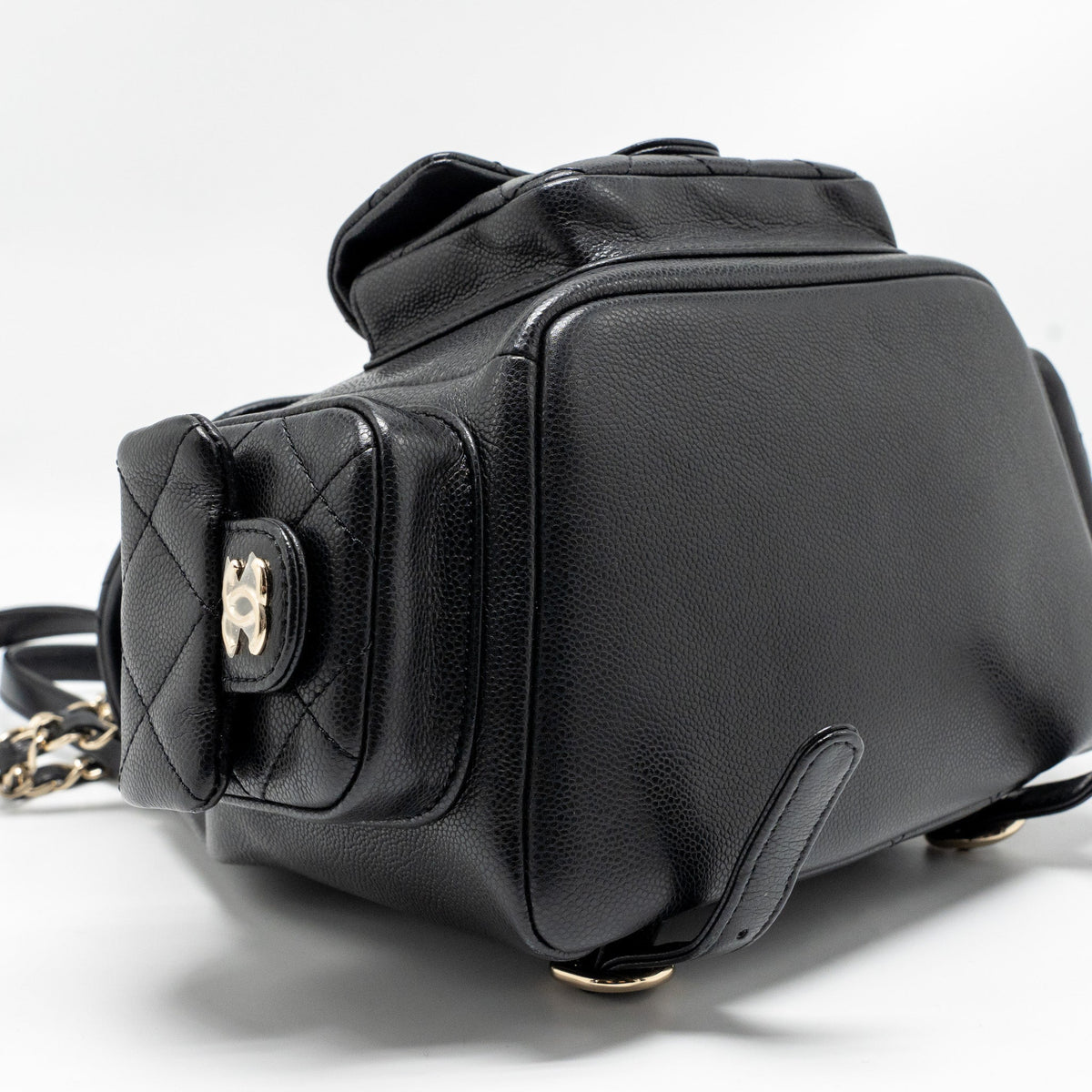 chanel-backpack-black-2