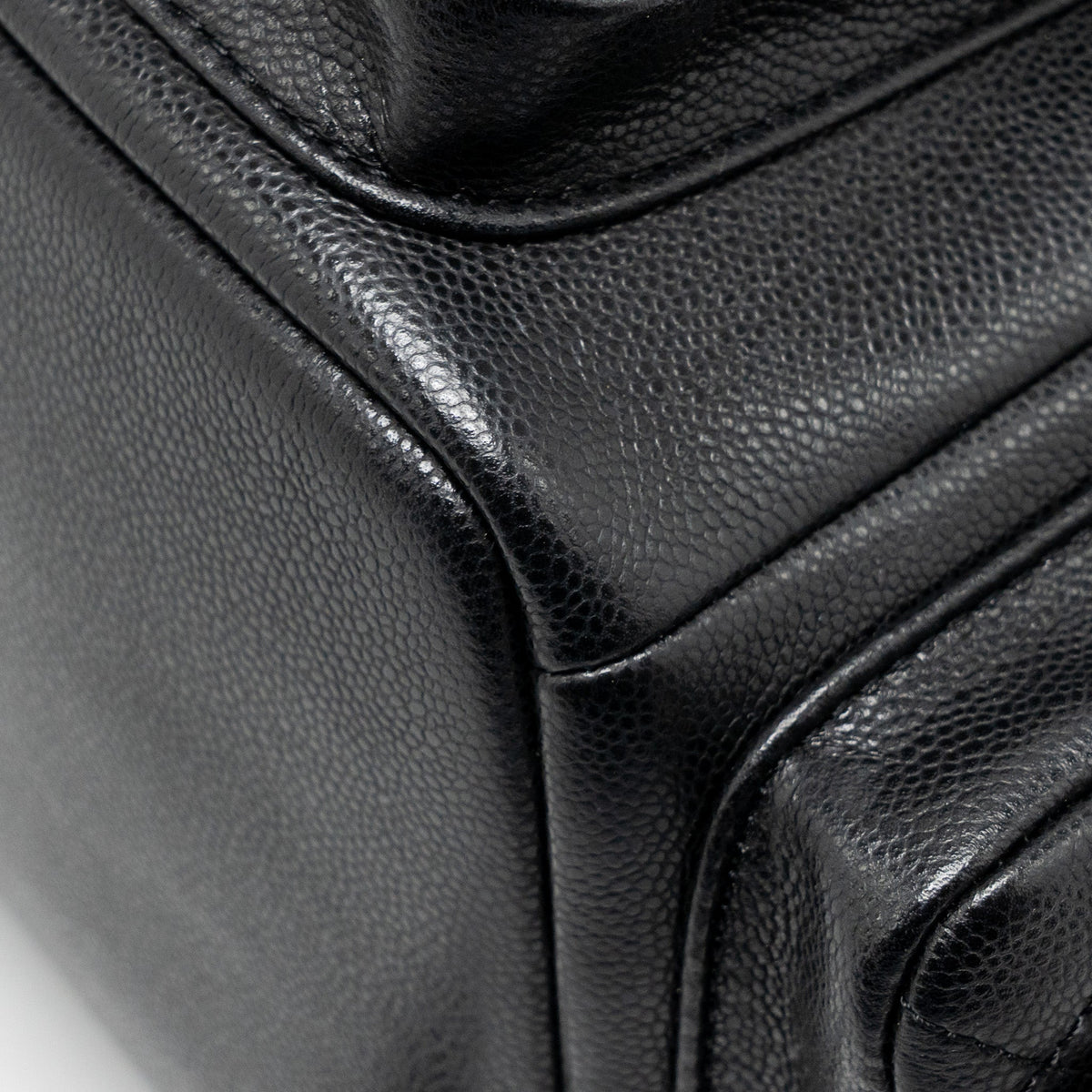 chanel-backpack-black-2