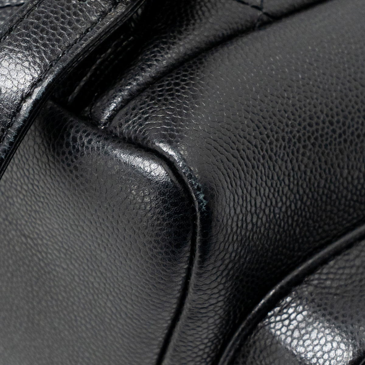 chanel-backpack-black-2