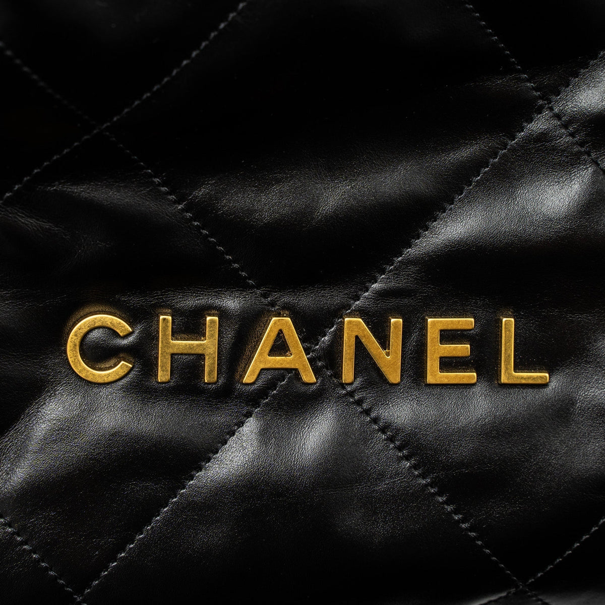 chanel-small-22-bag-shiny-calfskin-black-ghw-microchip-1