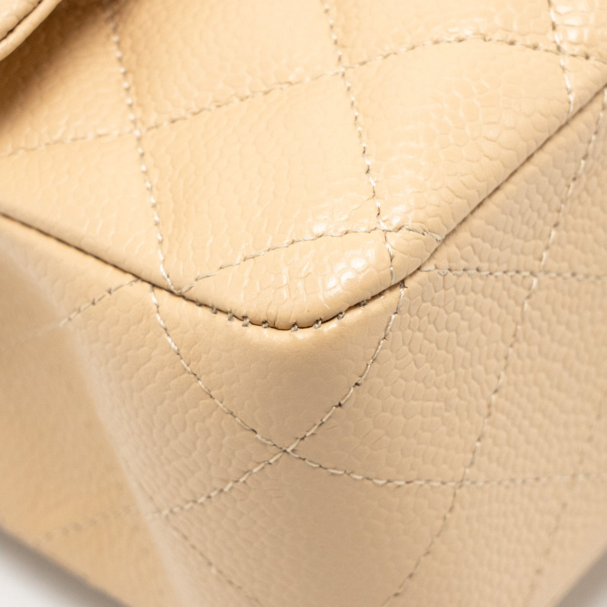 chanel-beige