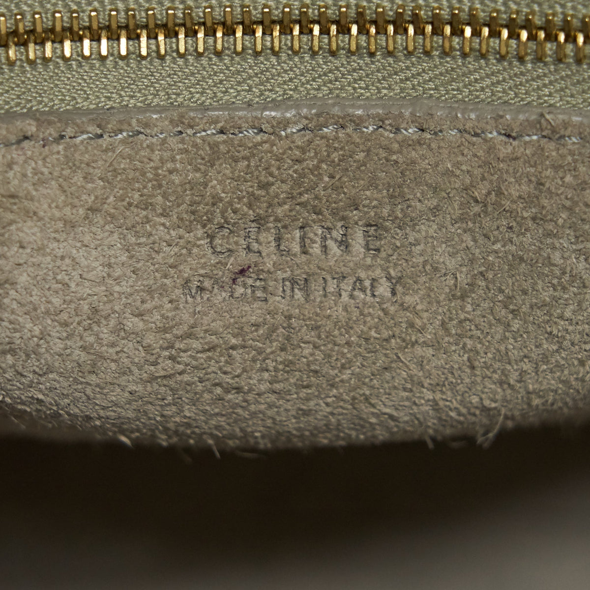 celine-sangle-bucket-bag-in-light-grey