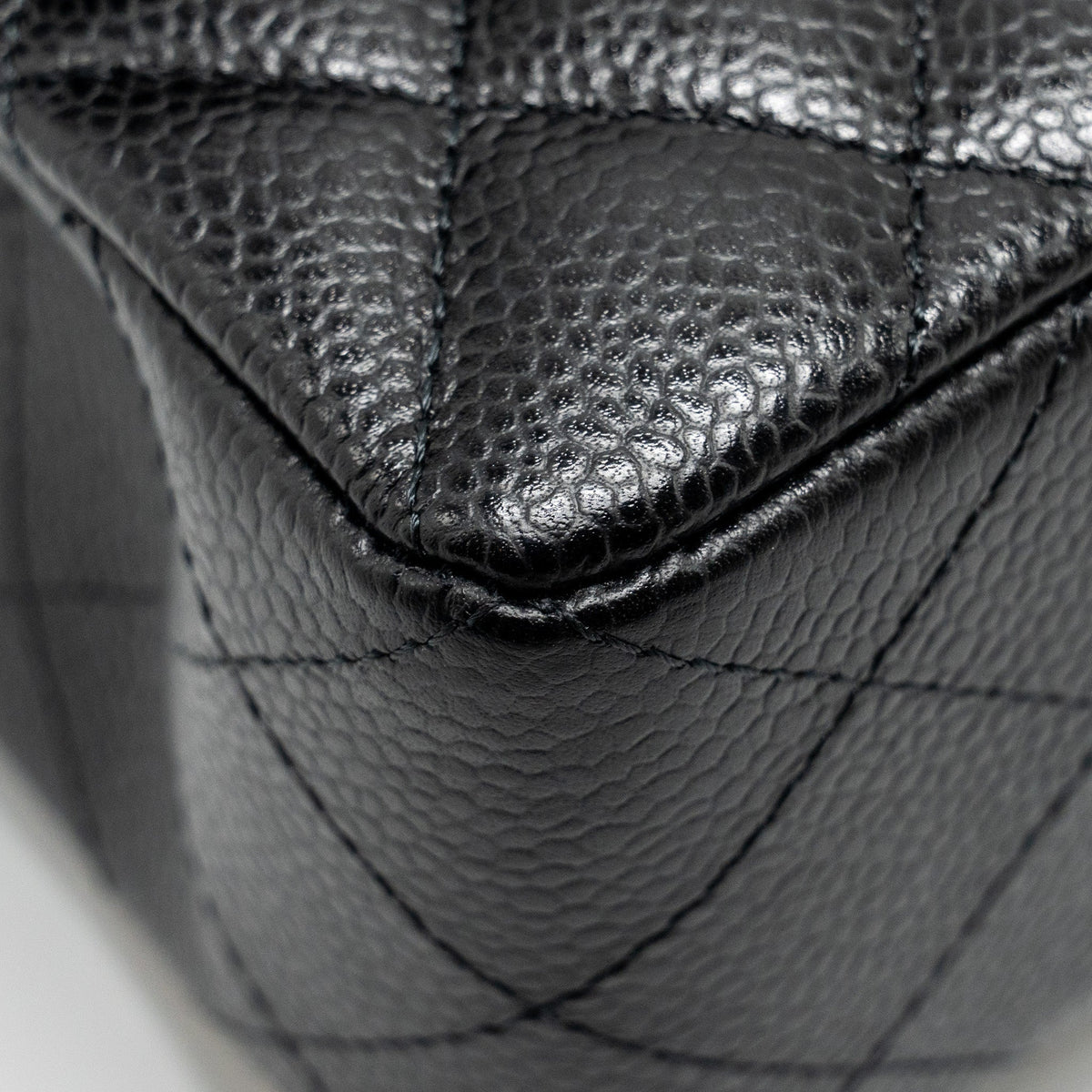 chanel-small-classic-double-flap-bag-caviar-ghw