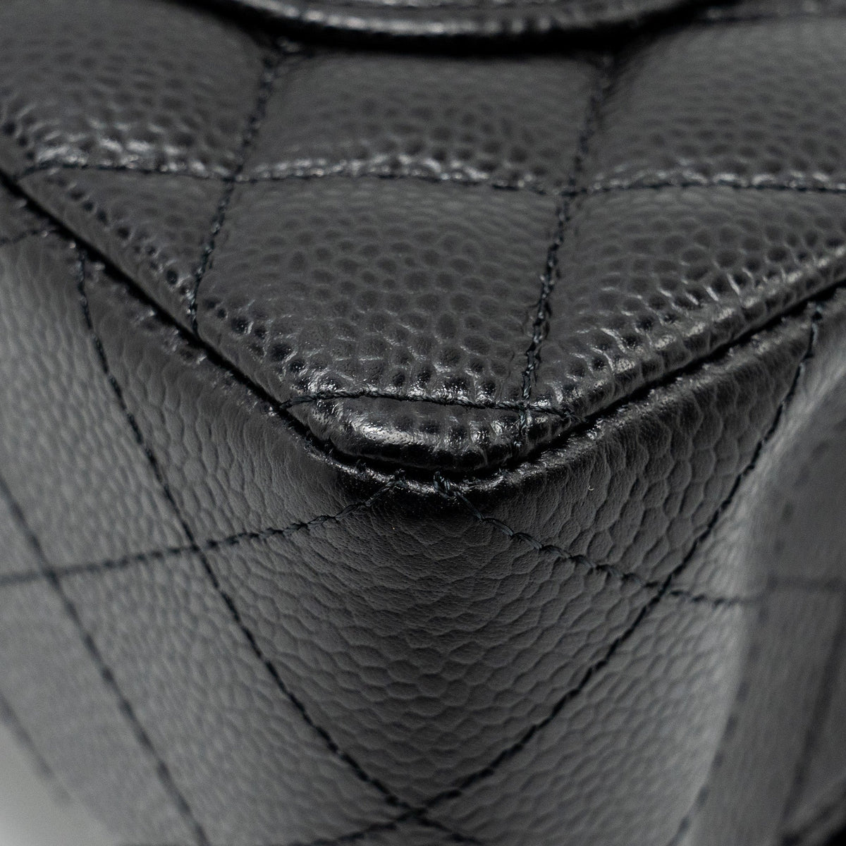 chanel-small-classic-double-flap-bag-caviar-ghw