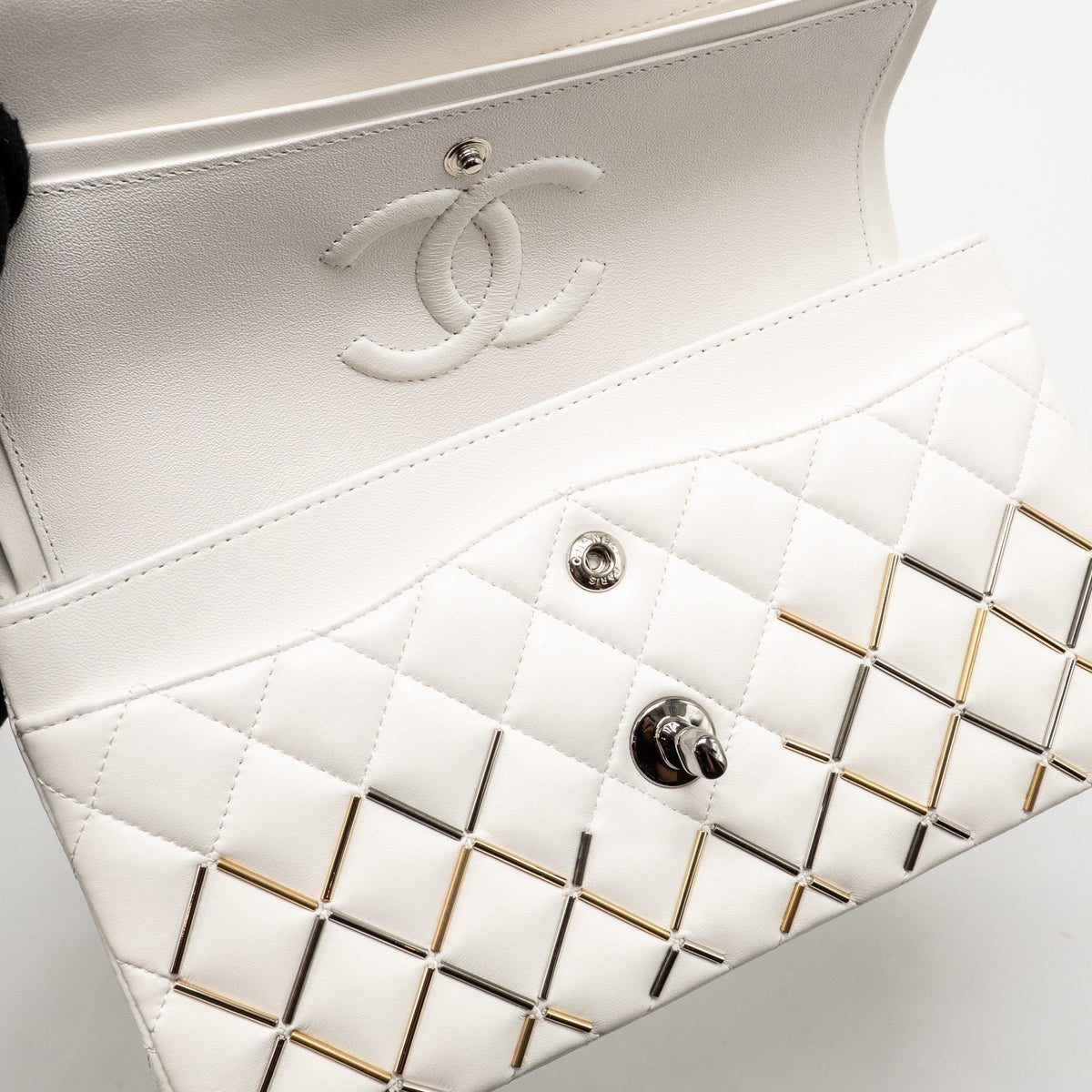 chanel-bicolor-metal-small-classic-double-flap-bag-lambskin-white-mulitcolour-hardware-copy-1