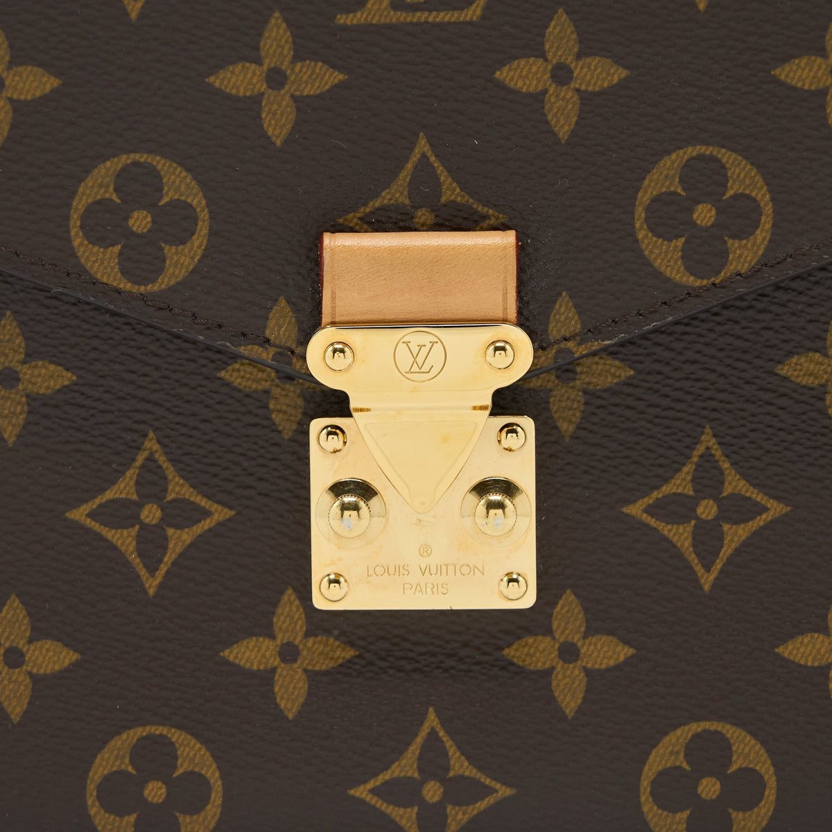 louis-vuitton-pochette-metis-monogram-canvas-ghw-8