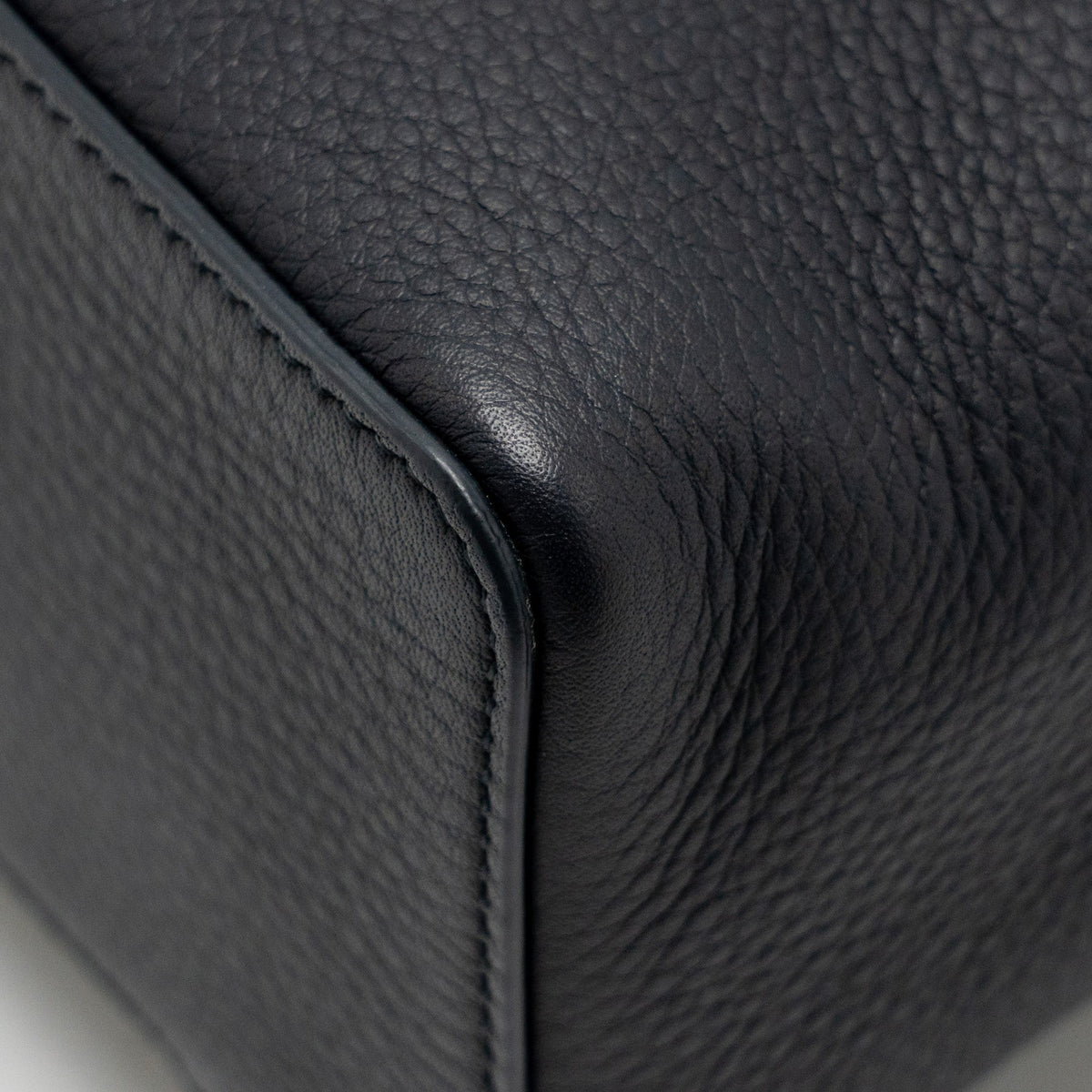loro-piana-extra-pocket-backpack-l23-5-grained-calfskin-navy-ghw