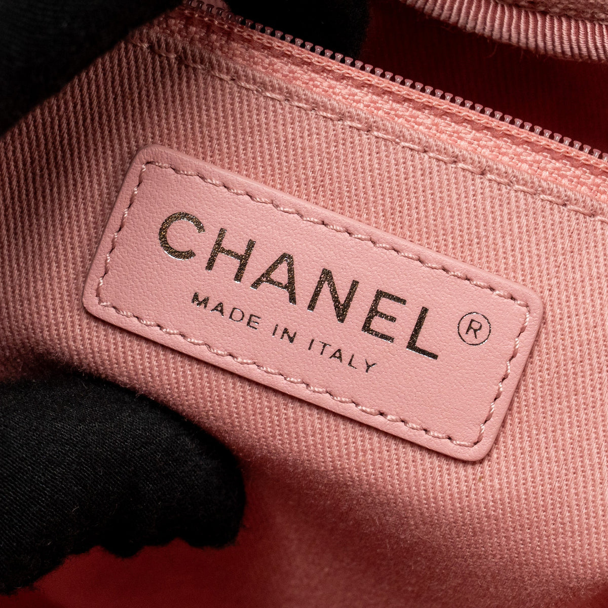 chanel-bag-pinkx1l319xj