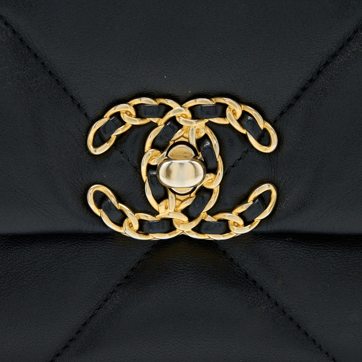chanel-small-19-bag-lambskin-black-multicolour-hardware-1