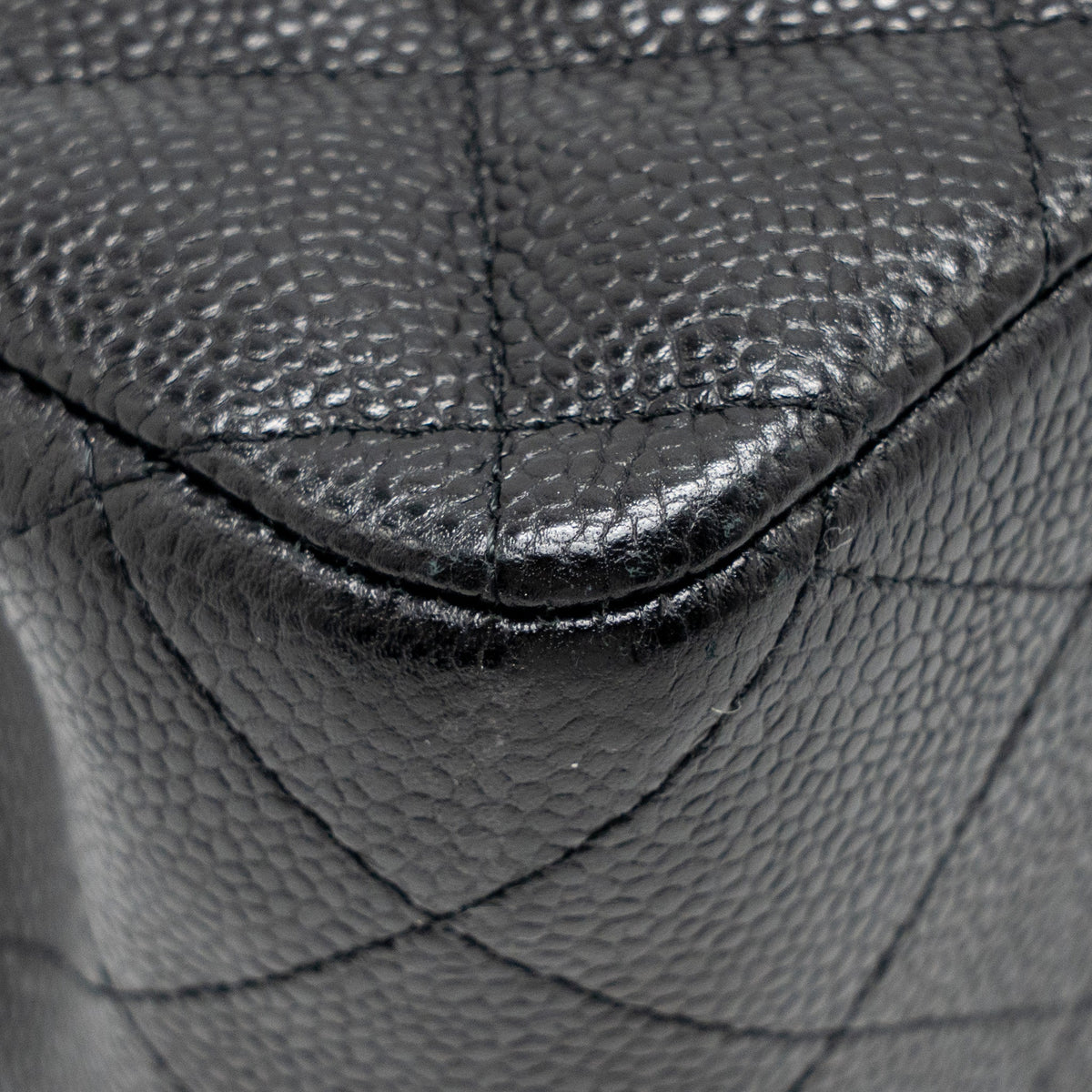 chanel-jumbo-classic-double-flap-bag-caviar-black-ghw-9