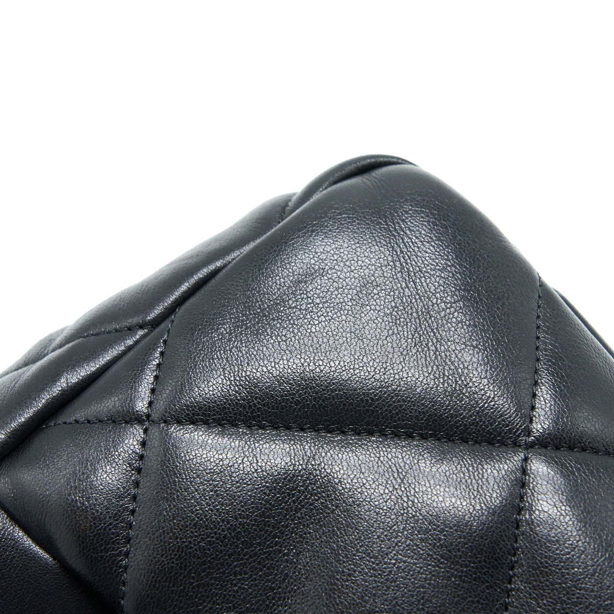 chanel-small-19-bag-lambskin-black-multicolour-hardware-1