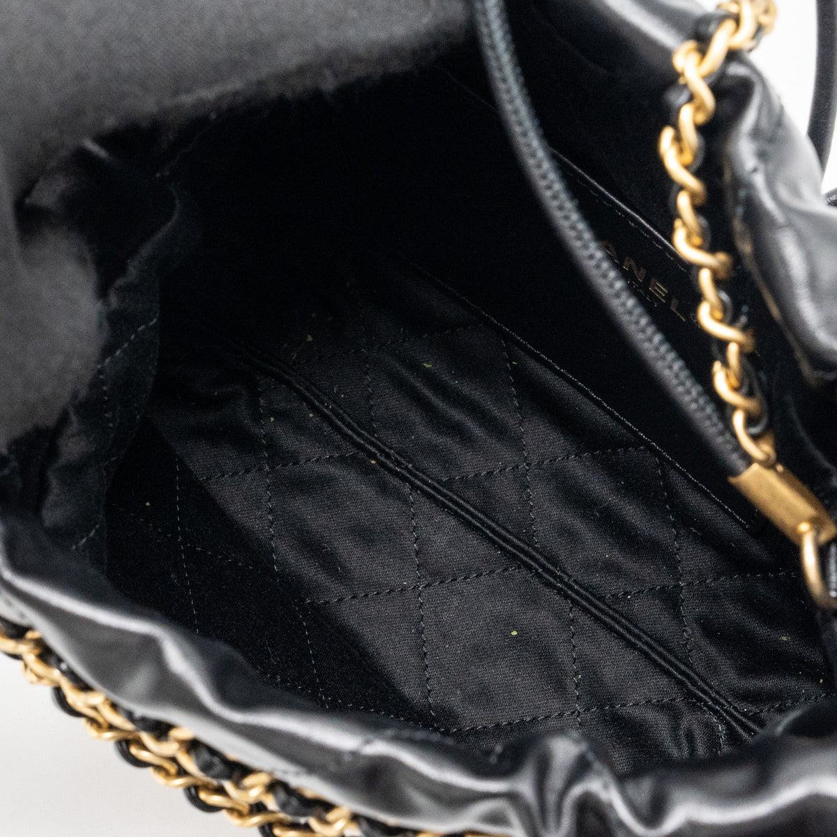 chanel-mini-22-bag-shiny-calfskin-black-ghwmicrochip