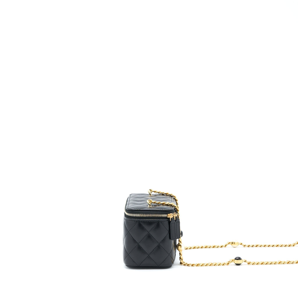 chanel-long-vanity-with-detailed-chain-lambskin-black-ghw