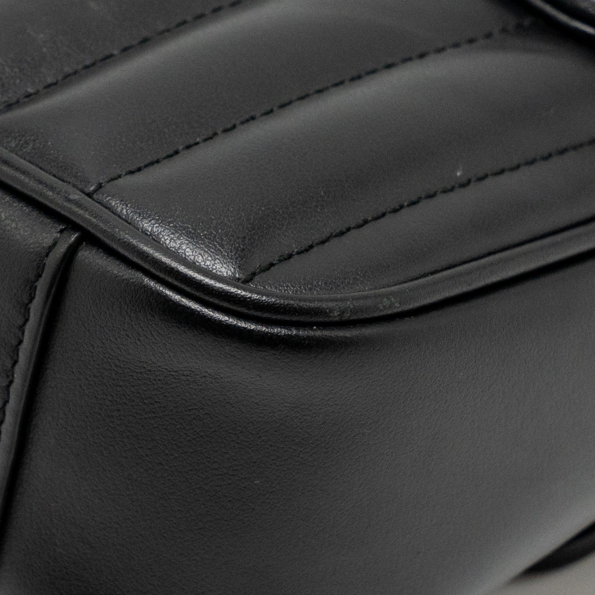 gucci-mini-gg-marmont-shoulder-bag-calfskin-black-shw
