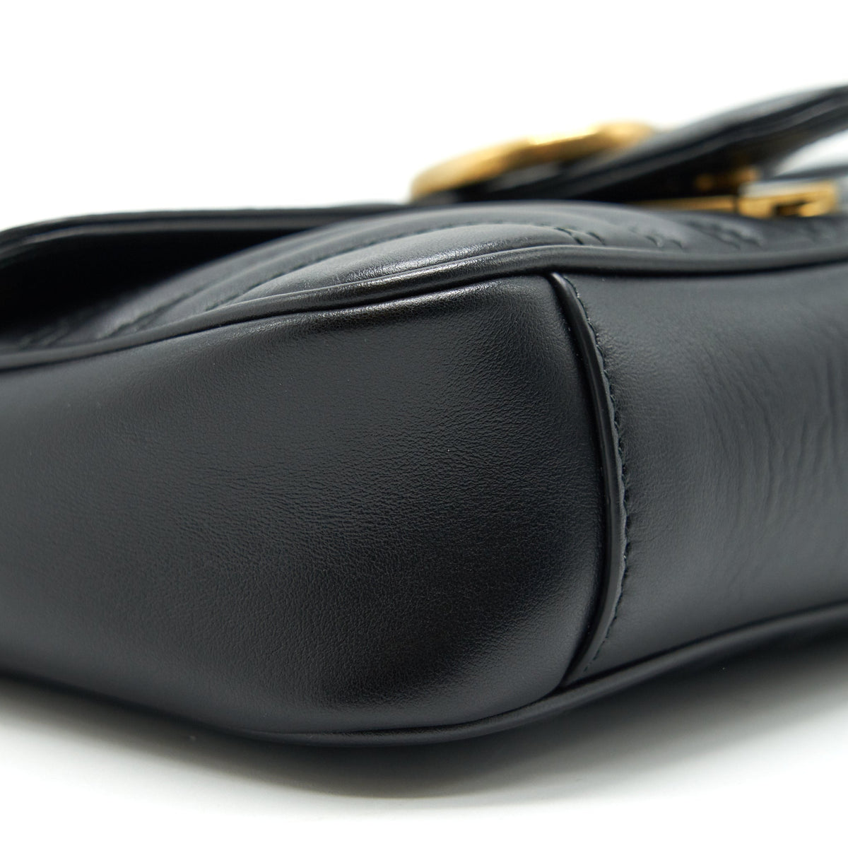 gucci-gg-marmont-mini-bag-black-with-ghw