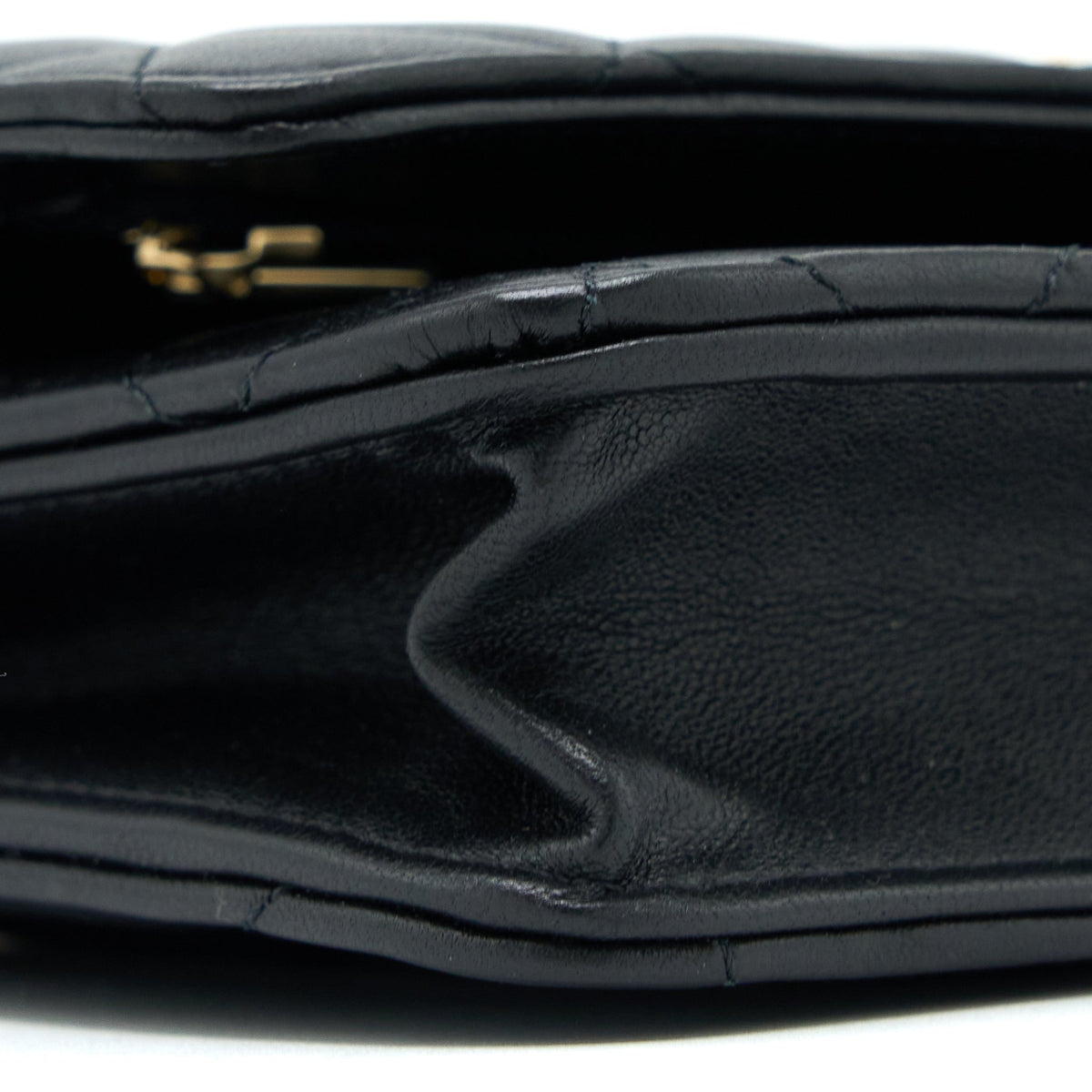 chanel-top-handle-wallet-on-chain-lambskin-black-brushed-ghw-microchip