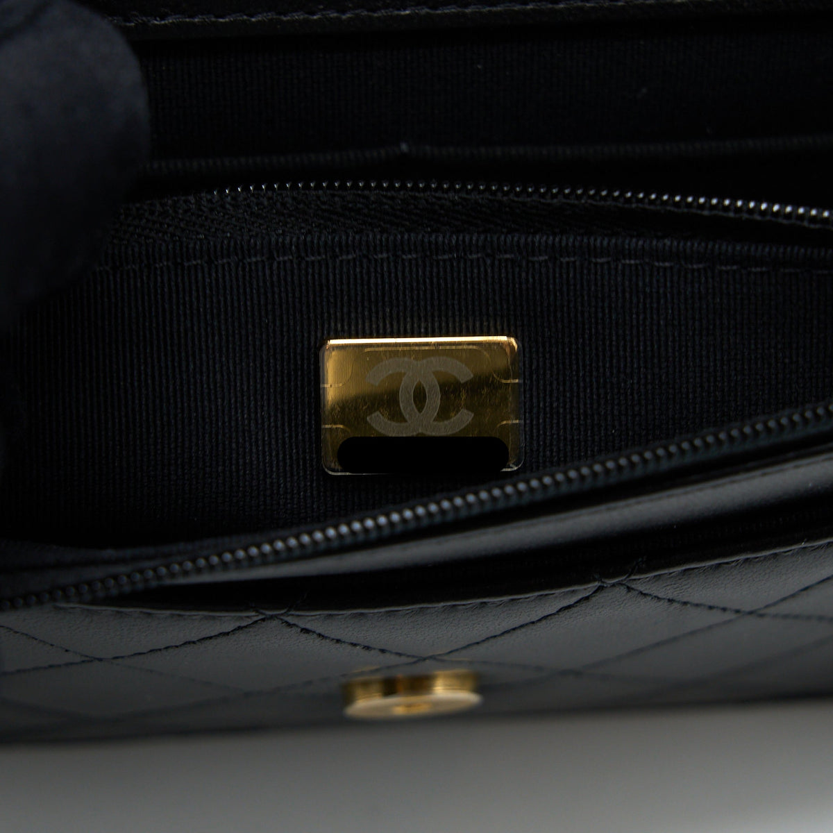 chanel-top-handle-wallet-on-chain-lambskin-black-brushed-ghw-microchip