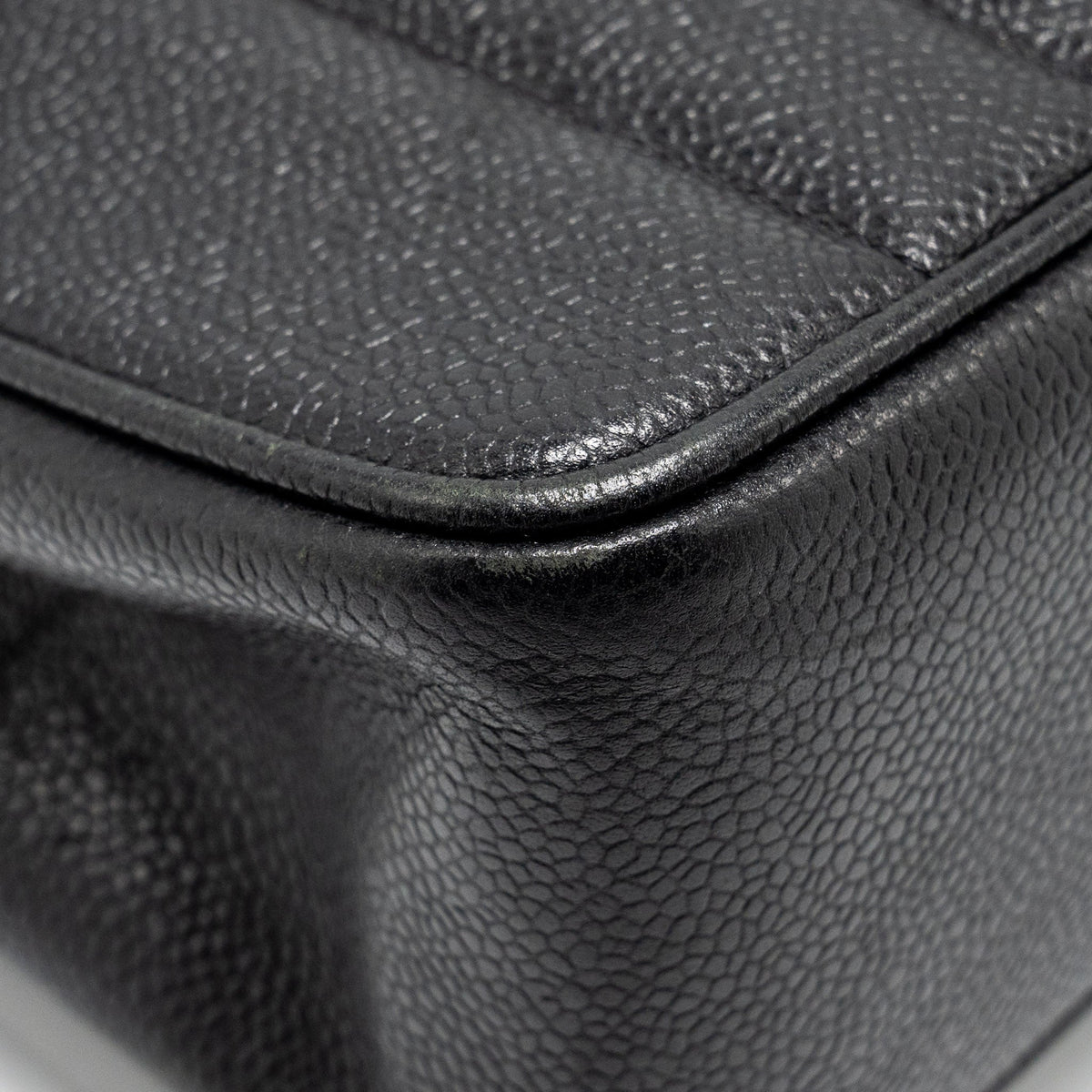 chanel-vintage-vertical-jumbo-flap-bag-caviar-black-ghw-copy-1