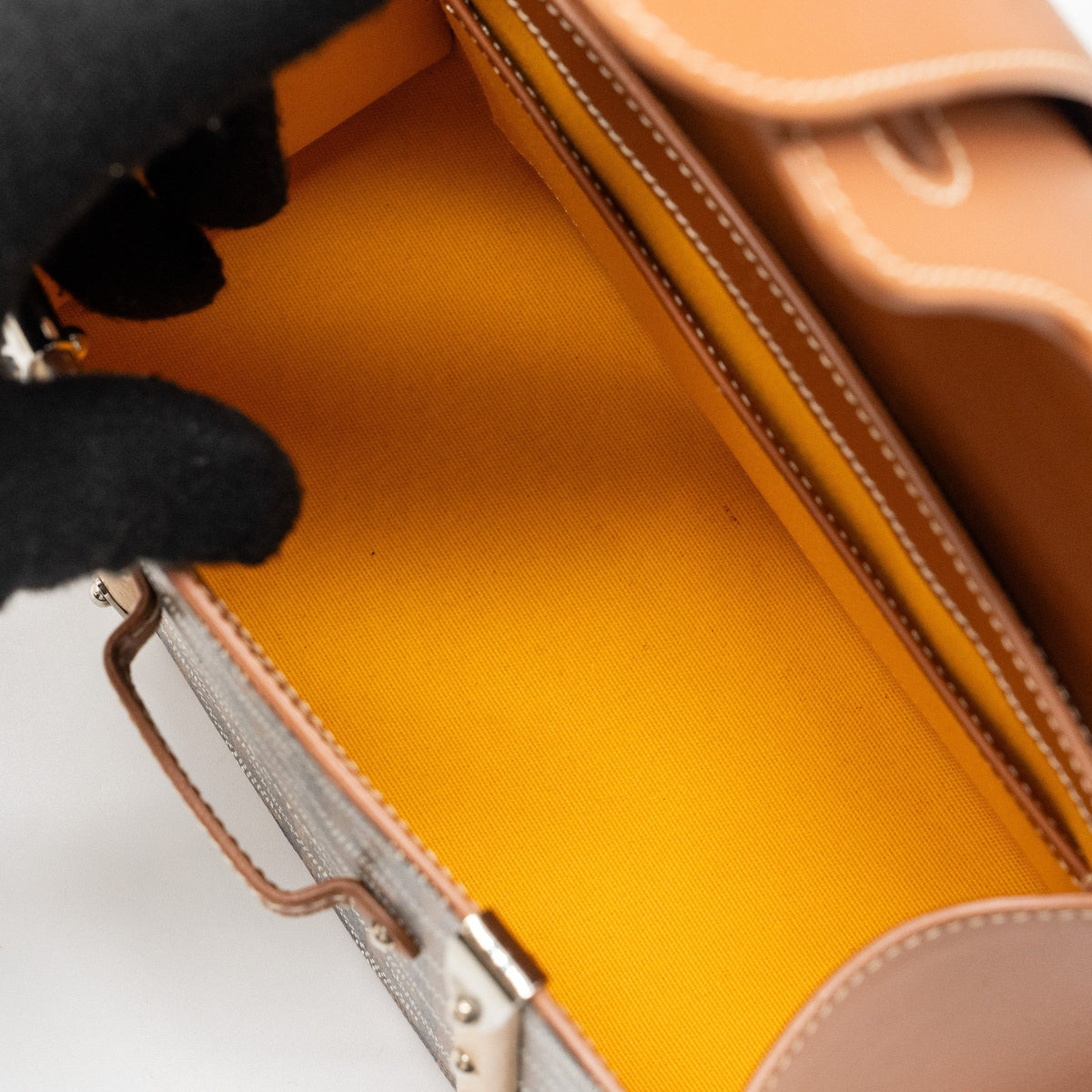 goyard-mini-structure-saigon-bag-canvas-calfskin-black-tan-shw