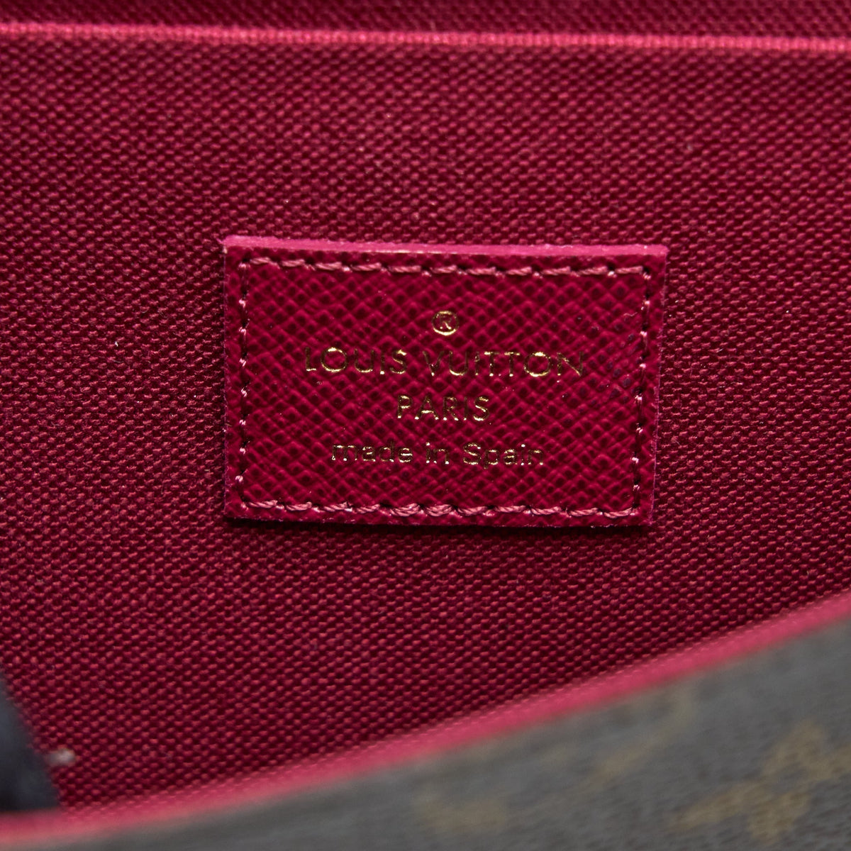 louis-vuitton-felicie-pochette-monogram-canvas-ghw-6