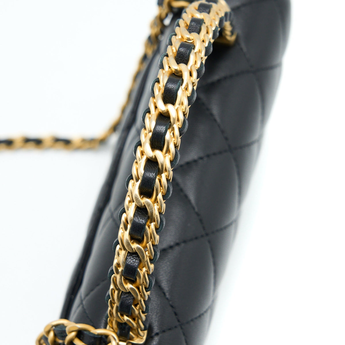 chanel-detailed-top-handle-wallet-on-chain-lambskin-black-ghw-microchip