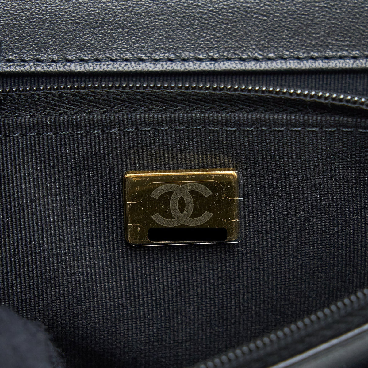 chanel-detailed-top-handle-wallet-on-chain-lambskin-black-ghw-microchip