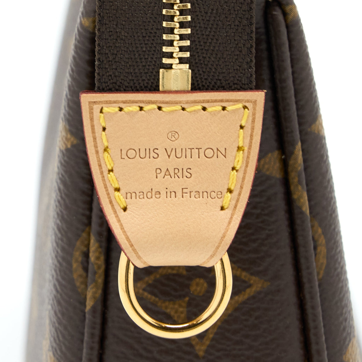 louis-vuitton-pochette-accessories-monogram-canvas-ghw-2