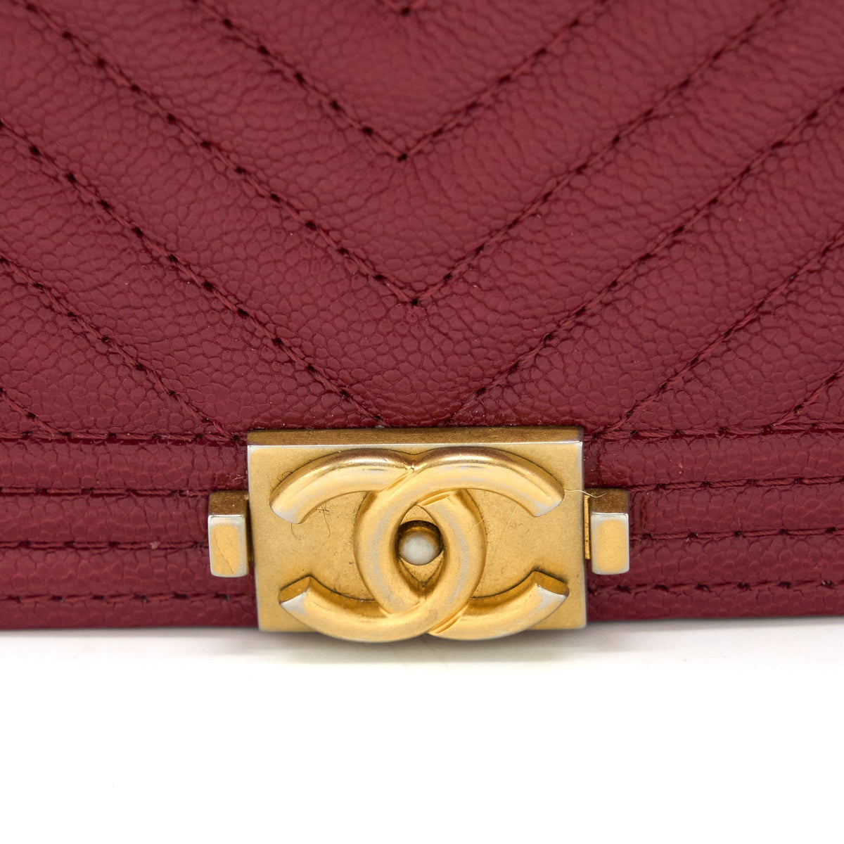 chanel-boy-wallet-on-chain-chevron-caviar-red-brushed-ghw