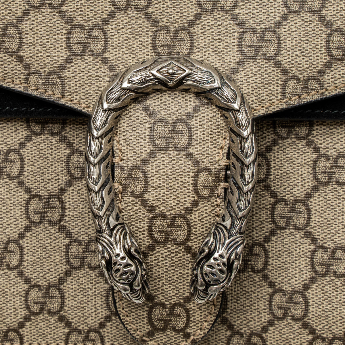 gucci-dionysus-shoulder-bag-gg-supreme-canvas-black-brown-ruthenium-silver-hardware