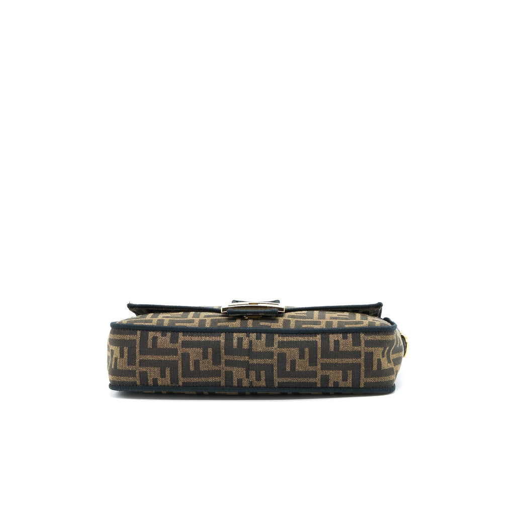 fendi-baguette-shoulder-bag-canvas-ghw