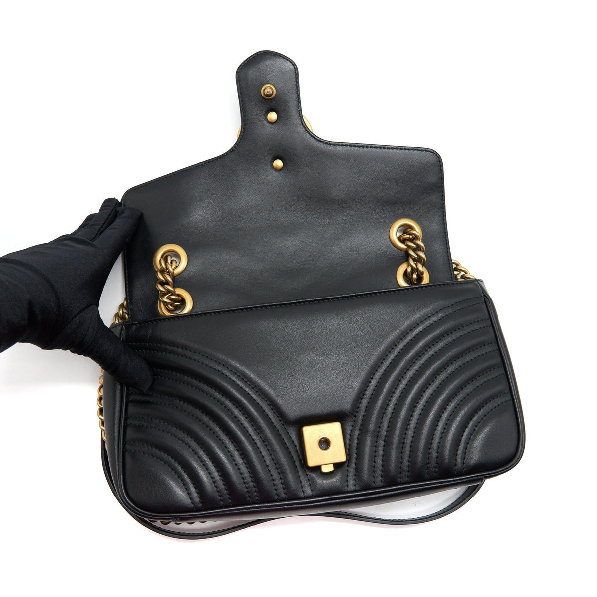 gucci-gg-marmont-shoulder-bag-26cm-black-with-ghw