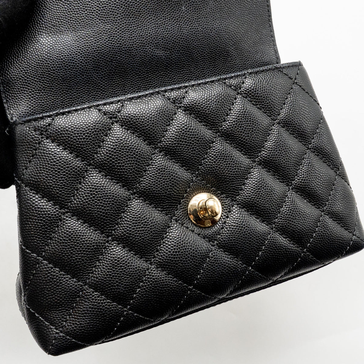 chanel-mini-coco-handle-caviar-black-lghw-microchip-1