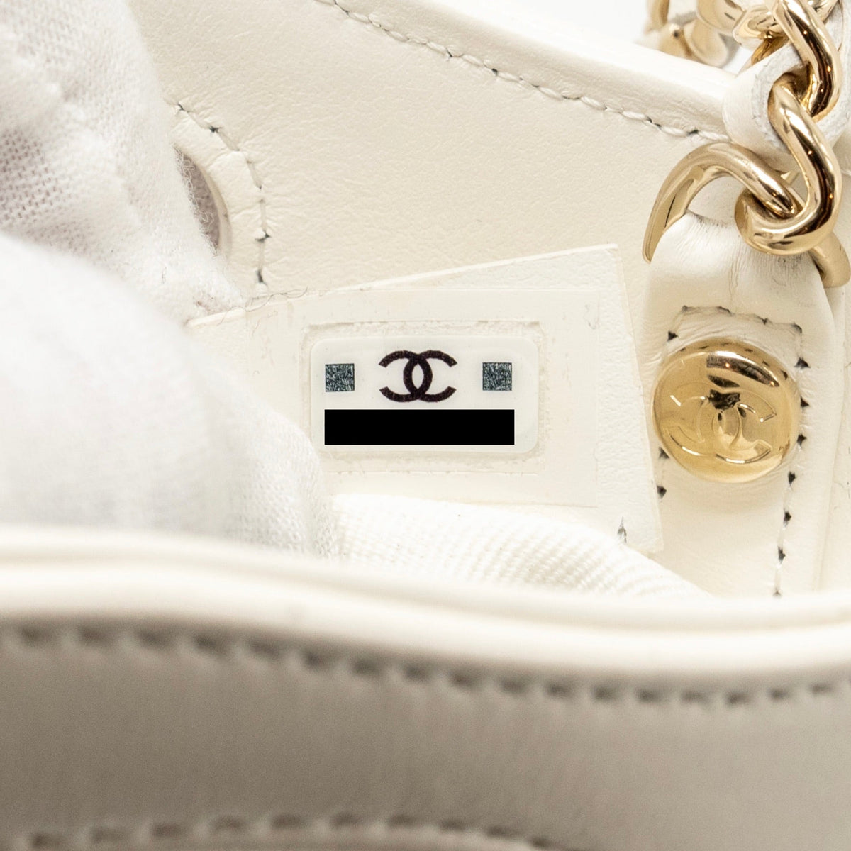 chanel-mini-31-clutch-with-chain-shiny-lambskin-white-lghw-microchip-copy