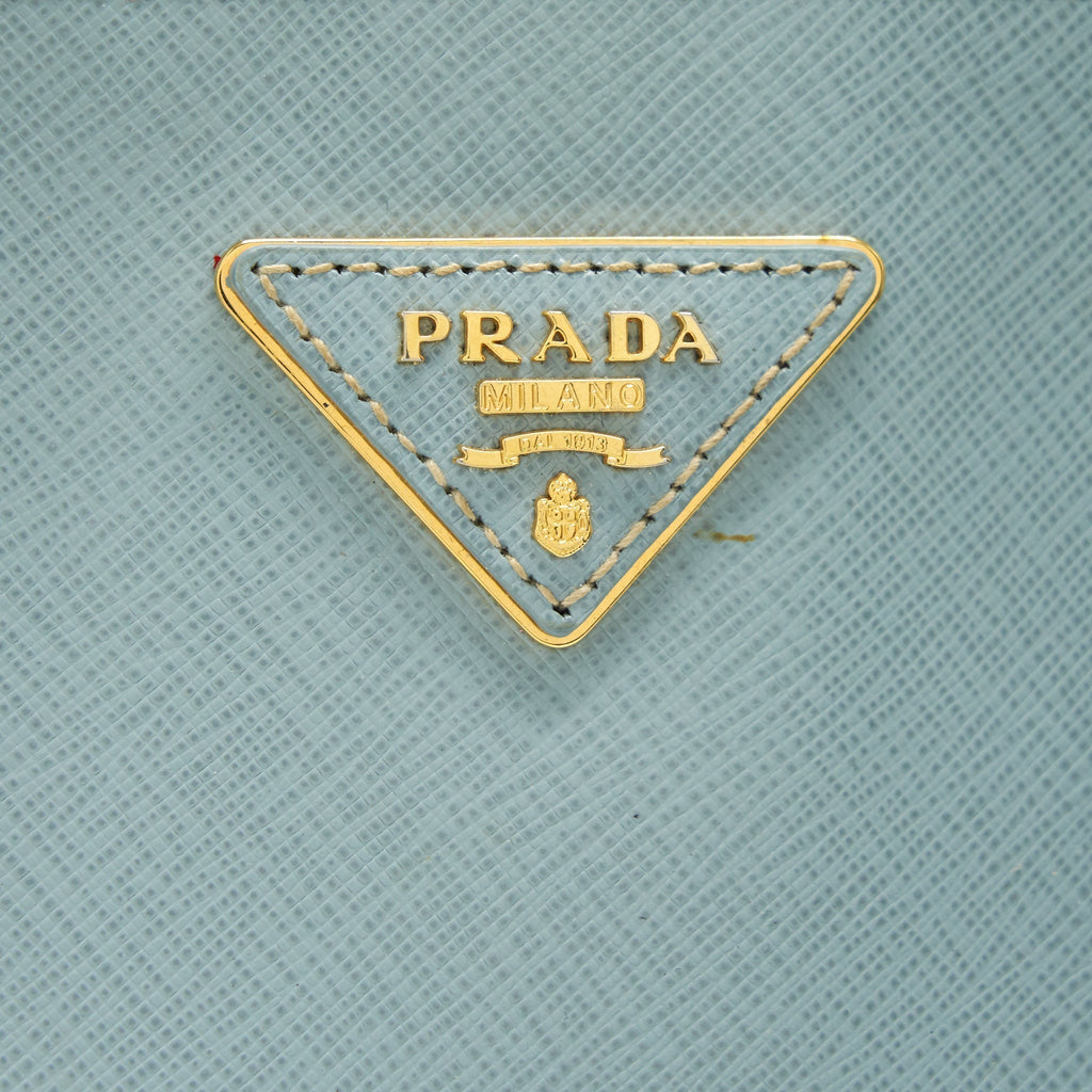 prada-saffiano-leather-tote-bag-light-blue-ghw