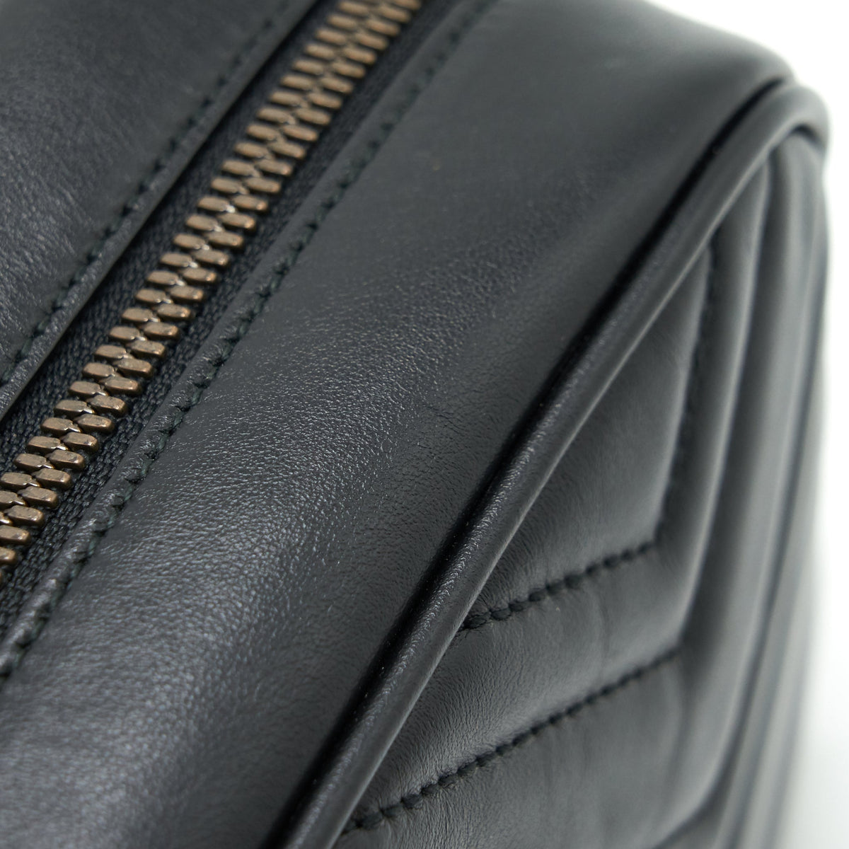 gucci-gg-marmont-small-camera-bag-black